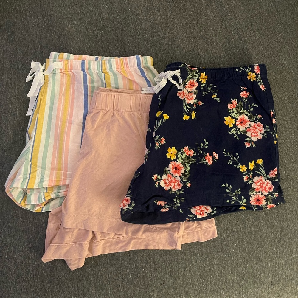 Bundle of 3 Old Navy Sleep Shorts Size Medium
